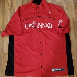 Cincinnati Jordan warm-up